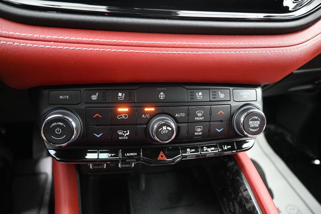 Used 2023 Dodge Durango SRT AWD/4WD image 18