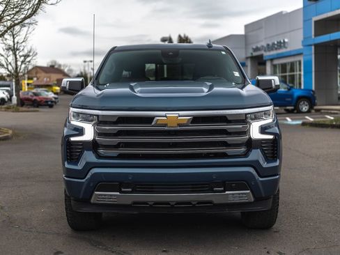 Used 2024 Chevrolet Silverado 1500 High Country w/ Technology Package image 7