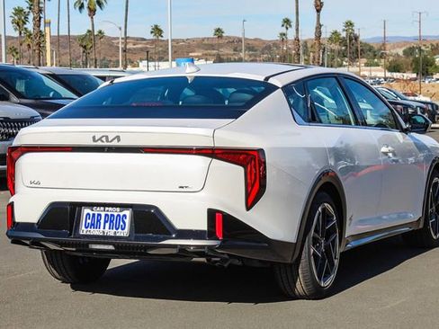 New 2025 Kia K4 GT-Line w/ GT-Line Sunroof Package image 9