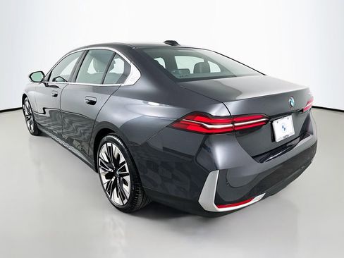 Used 2025 BMW 530i 530i w/ Premium Package image 7