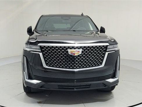 Certified 2024 Cadillac Escalade Premium Luxury image 8