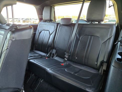 Used 2021 Ford Expedition Limited image 16