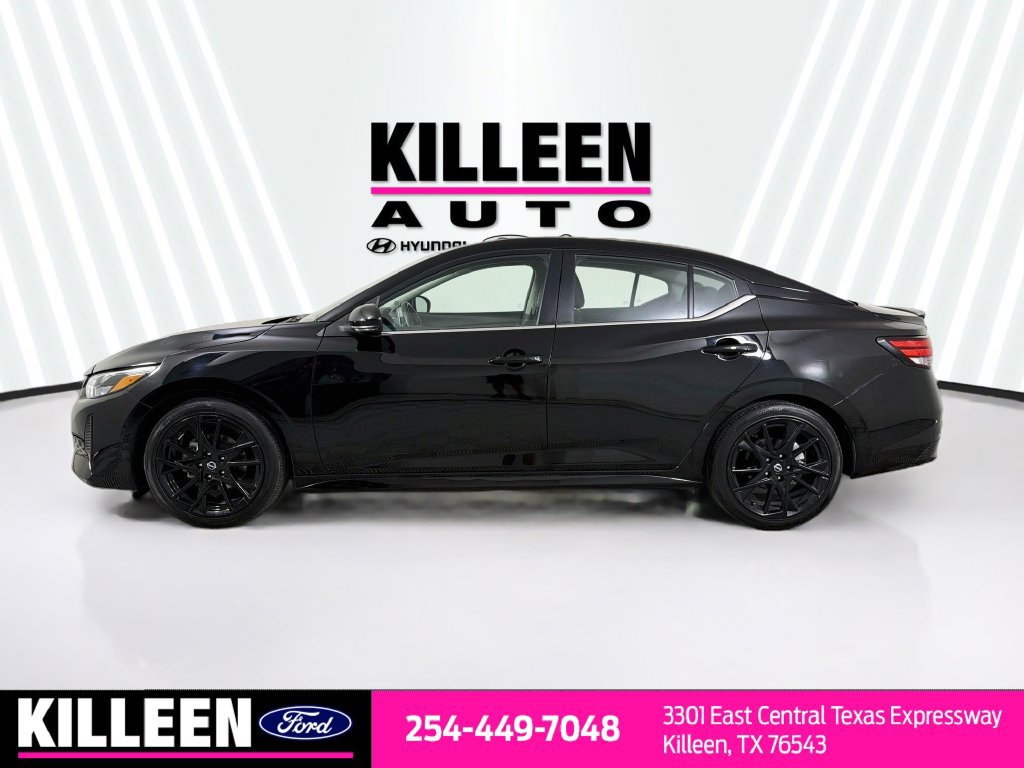Used 2025 Nissan Sentra SR w/ Midnight Edition FWD image 4