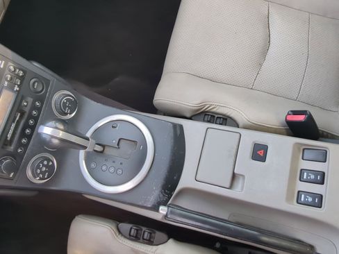 Used 2005 Nissan 350Z Touring image 18