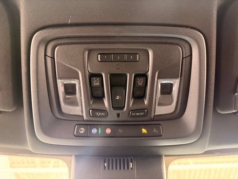 Used 2025 GMC Sierra 2500 AT4 w/ AT4 Premium Plus Package AWD/4WD image 55