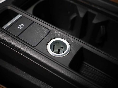 Used 2023 Audi Q3 2.0T Premium w/ Convenience Package image 32