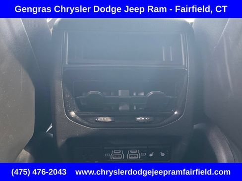 Used 2023 Jeep Grand Cherokee Limited w/ Luxury Tech Group II AWD/4WD image 42