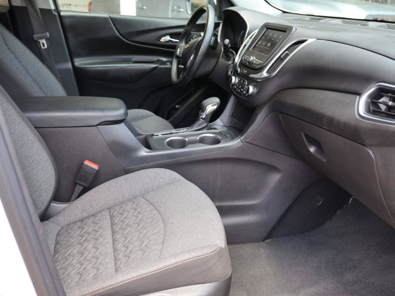 Used 2024 Chevrolet Equinox LT FWD image 18