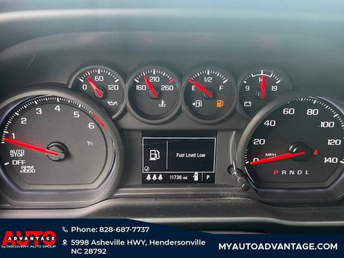 Used 2024 Chevrolet Silverado 1500 Custom w/ Turbomax Blackout Package AWD/4WD image 12