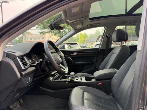 Certified 2023 Audi Q5 2.0T Premium w/ Convenience Package AWD/4WD image 16