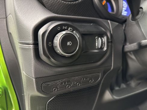 New 2025 Jeep Wrangler Unlimited Rubicon image 18