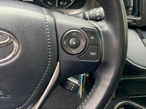 Used 2016 Toyota RAV4 XLE image 24
