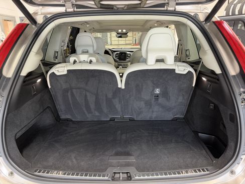 Used 2023 Volvo XC90 B6 Ultimate w/ Lounge Package AWD/4WD image 31