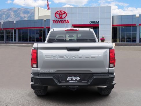 Used 2025 Chevrolet Colorado Trail Boss image 4
