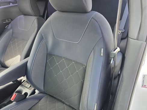 Used 2018 Nissan Kicks SV w/ Exterior Package FWD image 12