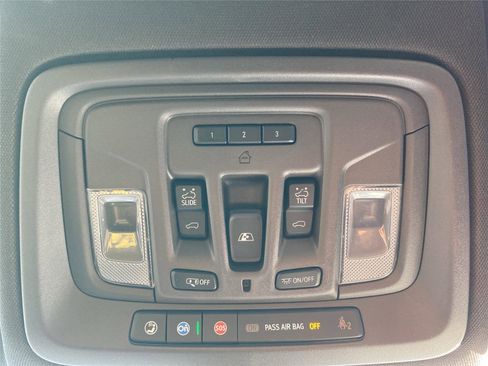 Used 2021 GMC Sierra 2500 Denali w/ Denali Ultimate Package image 19