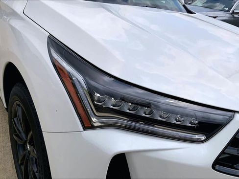 New 2026 Acura RDX SH-AWD image 13