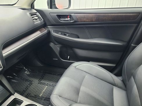 Used 2019 Subaru Outback 2.5i Limited AWD/4WD image 26