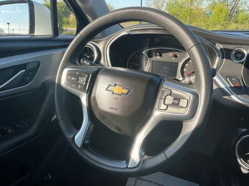 Used 2024 Chevrolet Blazer LT w/ Convenience Package FWD image 22