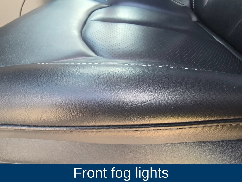 Used 2023 Chrysler Pacifica Touring-L FWD image 19