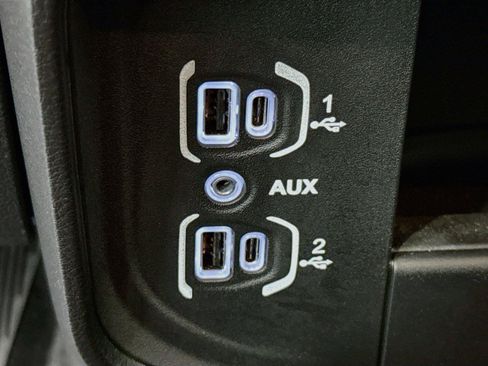 Used 2026 RAM 2500 Tradesman AWD/4WD image 24
