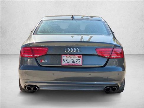 Used 2013 Audi S8 image 6
