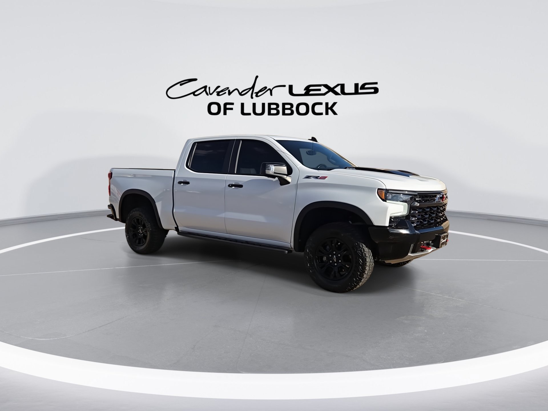 Used 2023 Chevrolet Silverado 1500 ZR2 w/ Technology Package AWD/4WD image 2