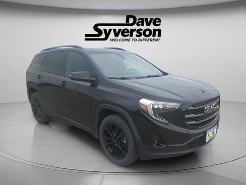 Used 2019 GMC Terrain SLT w/ Driver Alert Package I AWD/4WD image 3
