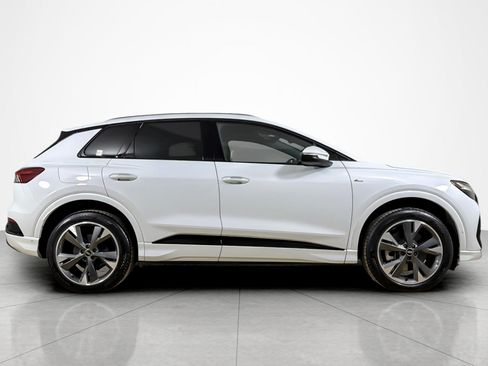 Used 2023 Audi Q4 e-tron Premium Plus w/ Premium Plus AWD/4WD image 6