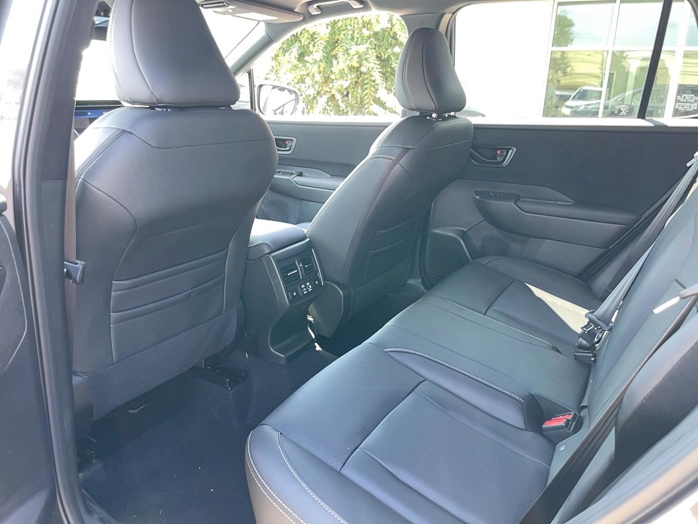New 2026 Subaru Outback Limited w/ Premium/Limited Package AWD/4WD image 6
