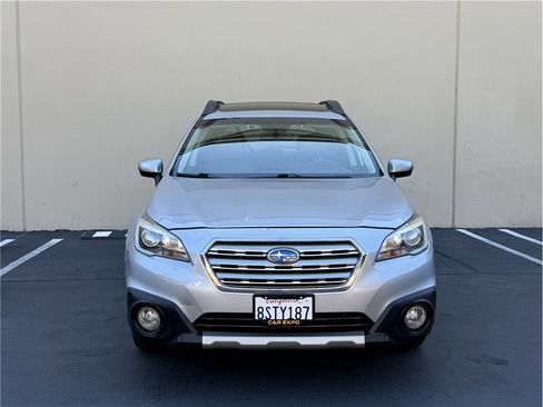 Used 2016 Subaru Outback 2.5i Limited AWD/4WD image 2