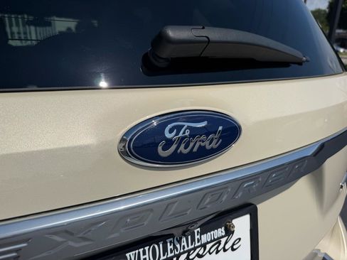 Used 2018 Ford Explorer Platinum AWD/4WD image 34