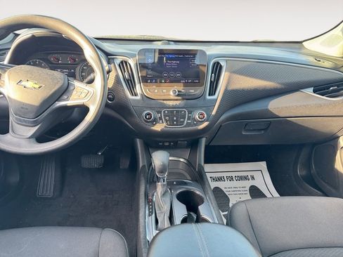 Used 2023 Chevrolet Malibu LT w/ LPO, Floor Liner Package FWD image 10