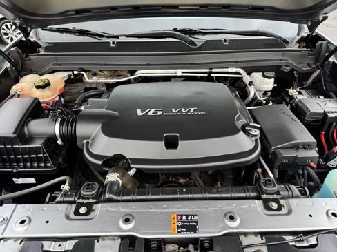 Used 2019 Chevrolet Colorado W/T w/ WT Convenience Package image 13