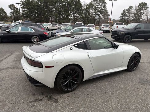 Used 2024 Nissan Z Performance w/ Floor Mat Package image 7