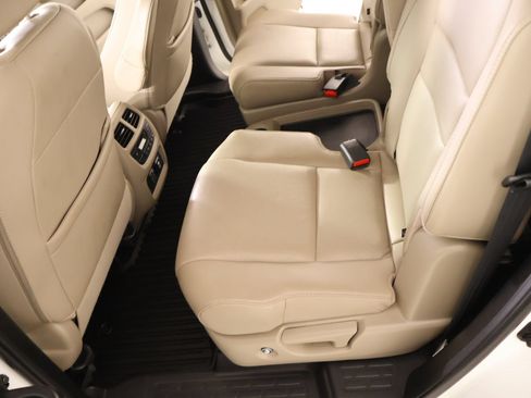 Used 2021 Honda Pilot Elite image 12