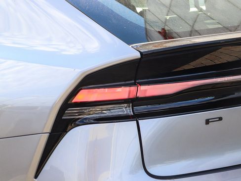 New 2026 Toyota Prius Plug-In Hybrid image 10