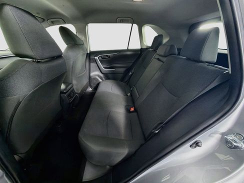 Used 2025 Toyota RAV4 LE AWD/4WD image 28