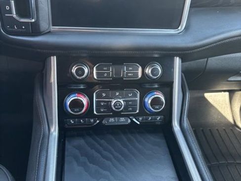 Used 2022 GMC Yukon XL Denali w/ Max Trailering Package image 15