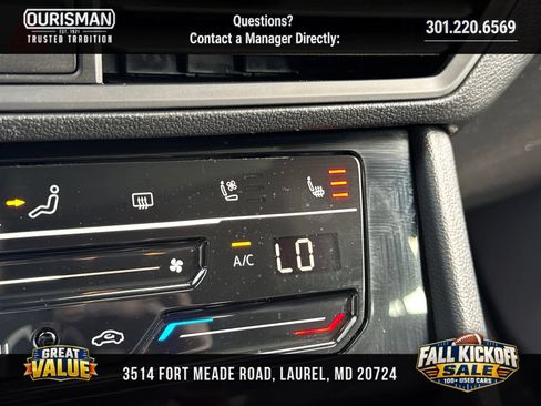 Used 2025 Volkswagen Jetta GLI Autobahn FWD image 28