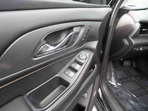Used 2021 Chevrolet Traverse Premier w/ Redline Edition AWD/4WD image 7