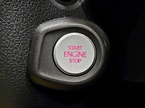 Used 2013 Volkswagen Golf TDI FWD image 20