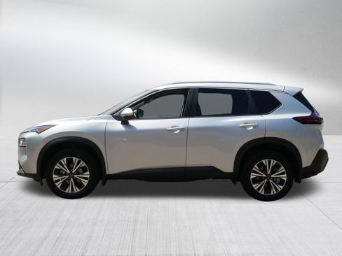 Certified 2023 Nissan Rogue SV w/ SV Premium Package AWD/4WD image 4