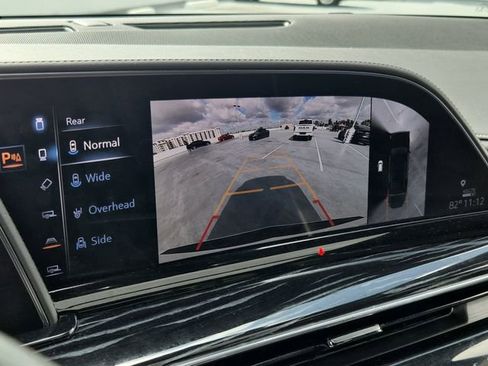 Used 2021 Cadillac Escalade Sport w/ LPO, Illumination Package image 14