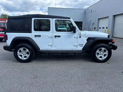 Used 2021 Jeep Wrangler Unlimited Sport AWD/4WD image 5