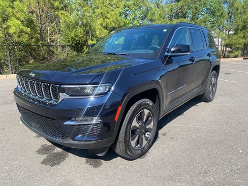 Used 2024 Jeep Grand Cherokee Limited 4xe AWD/4WD image 9