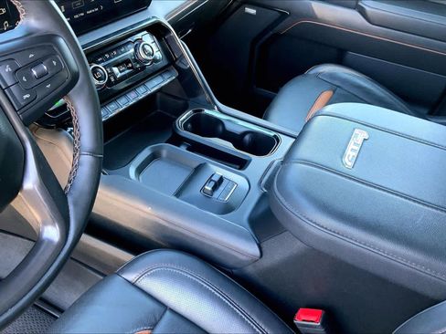 Certified 2025 GMC Sierra 2500 AT4 w/ Technology Package image 16