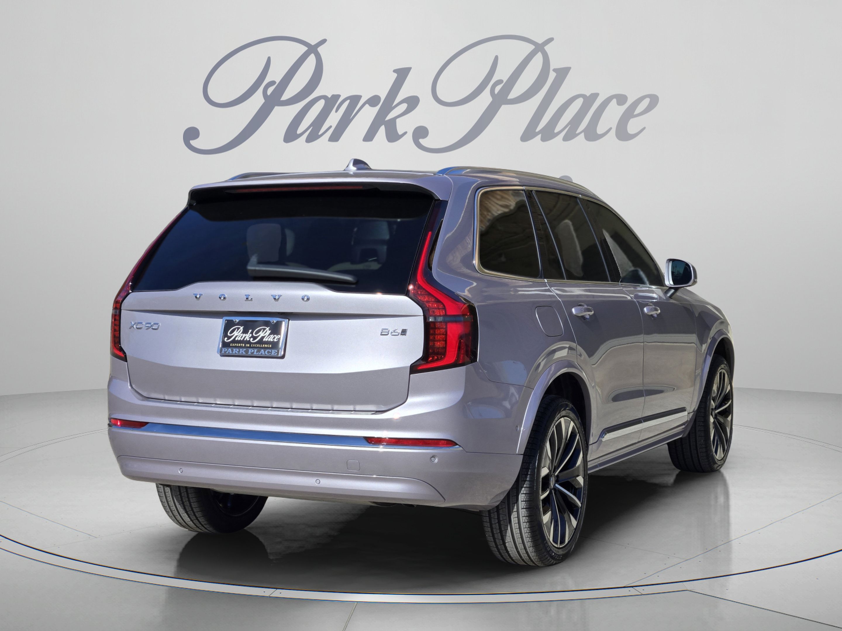 Used 2026 Volvo XC90 B6 Plus w/ Protection Package Premier AWD/4WD image 6