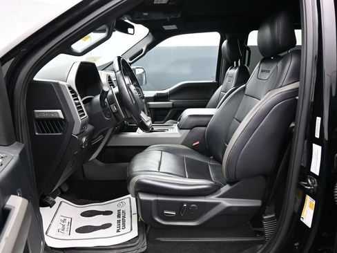 Used 2018 Ford F150 Raptor w/ Equipment Group 802A Luxury AWD/4WD image 9
