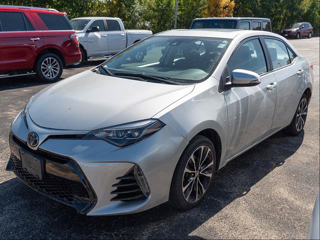 Used 2018 Toyota Corolla SE w/ SE Premium Package FWD image 4